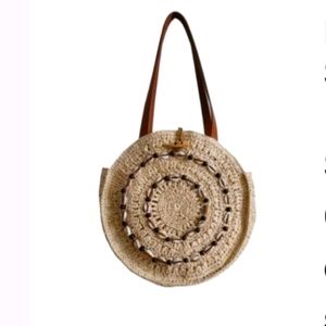 Shell Circle Tote